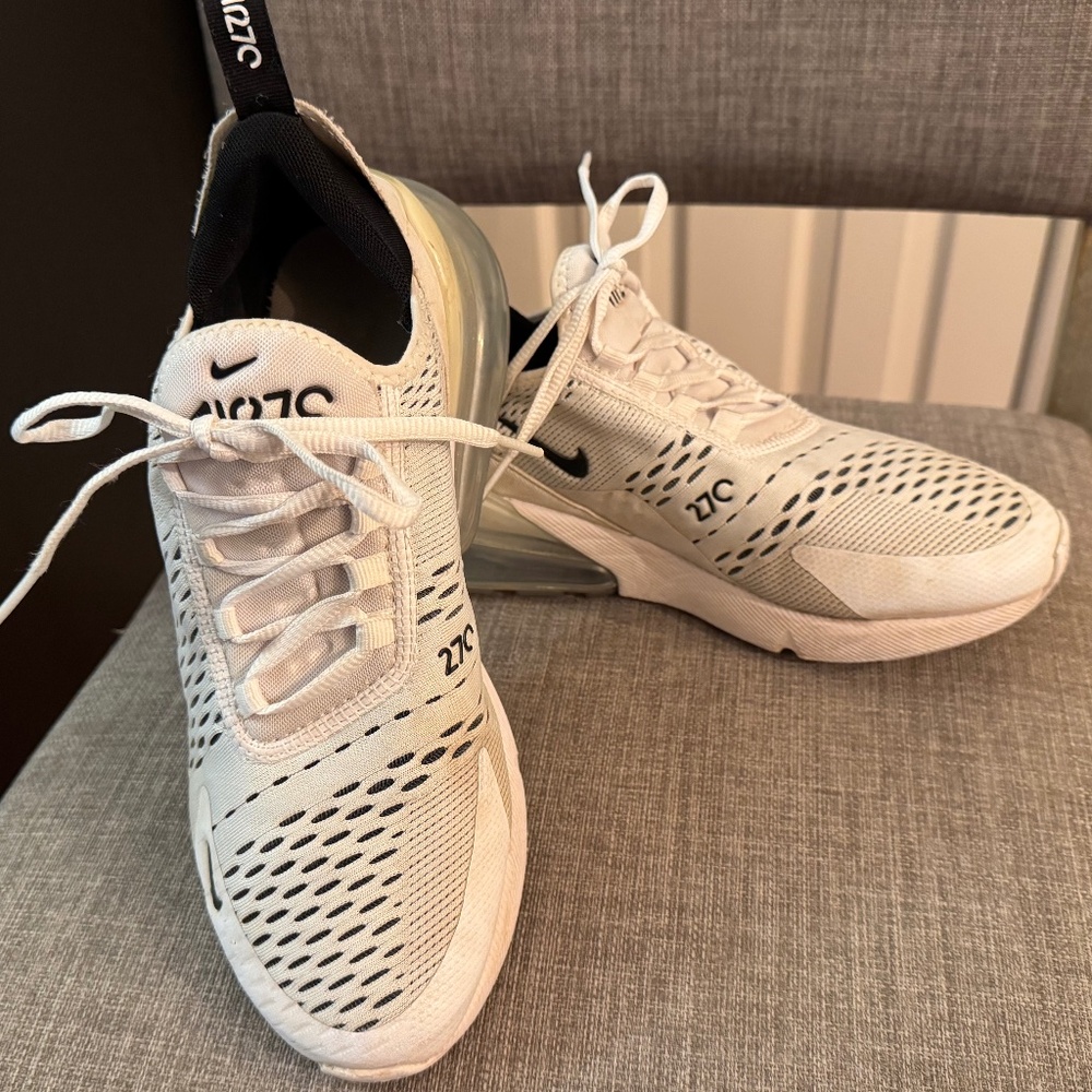 Nike Air Max 270 - White/Black